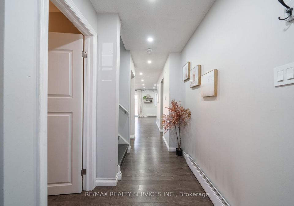 5009-pinedale-avenue-burlington-ontario-w13494926