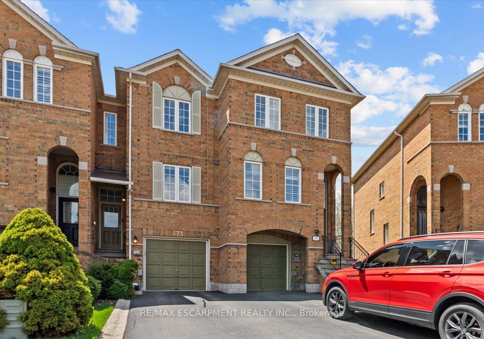 373-fairgate-way-oakville-ontario-w13495098
