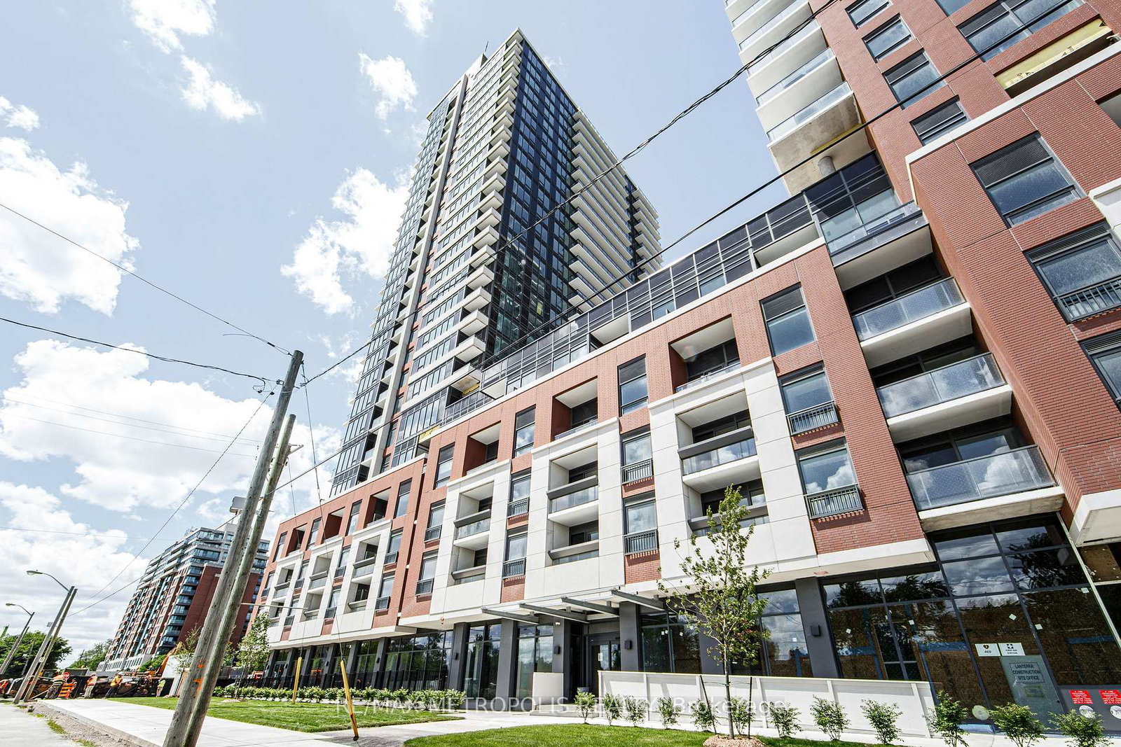 4010-eglinton-avenue-toronto-etobicoke-ontario-w13495270