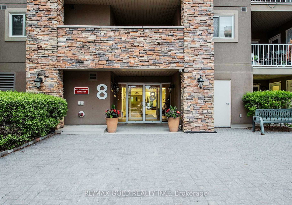 8-dayspring-circle-brampton-ontario-w13495776