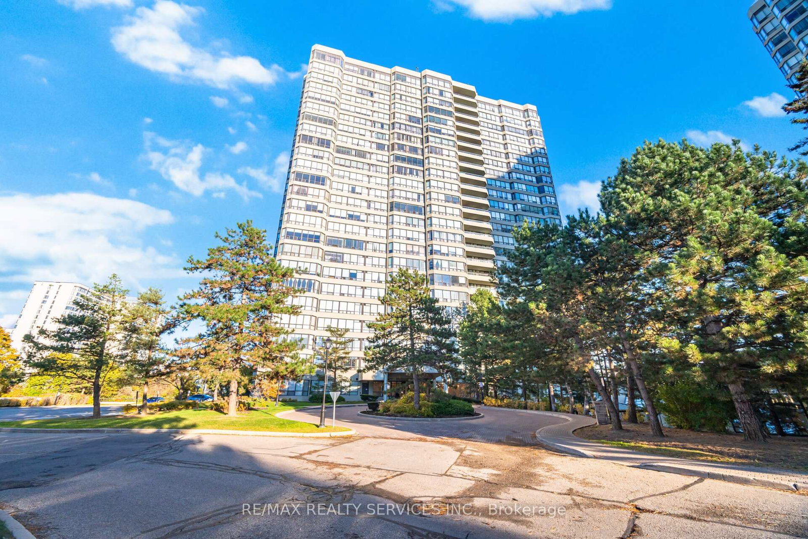 22-hanover-road-brampton-ontario-w13496042