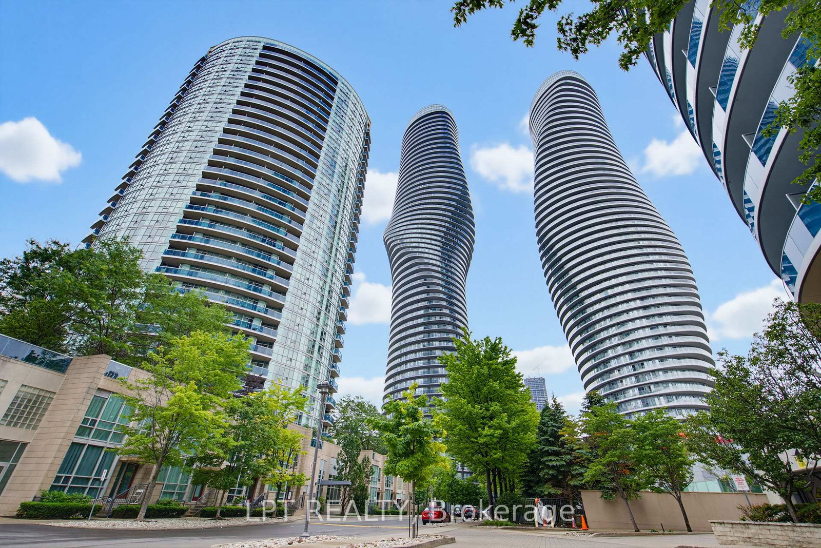 80-absolute-avenue-mississauga-ontario-w13496108