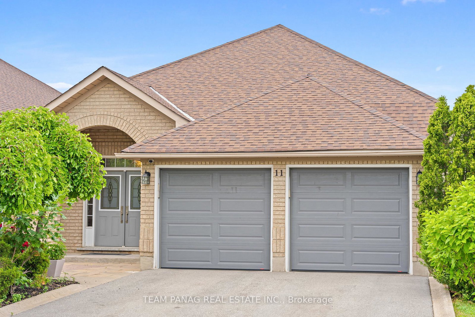 11-larkmead-place-brampton-ontario-w13496134