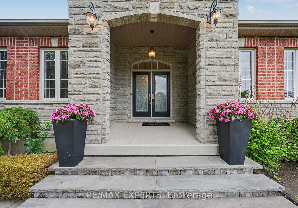 4-woodlot-court-caledon-ontario-w13496264