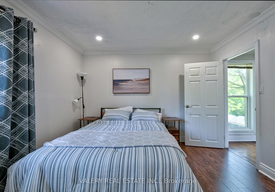 2314-belyea-street-oakville-ontario-w13496348