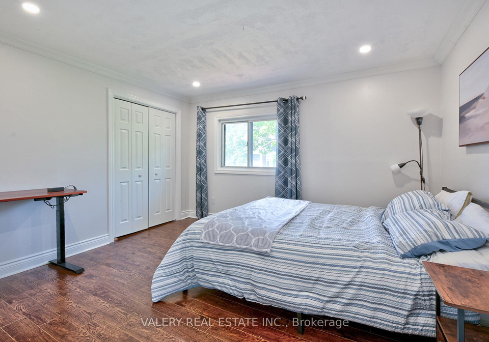 2314-belyea-street-oakville-ontario-w13496348