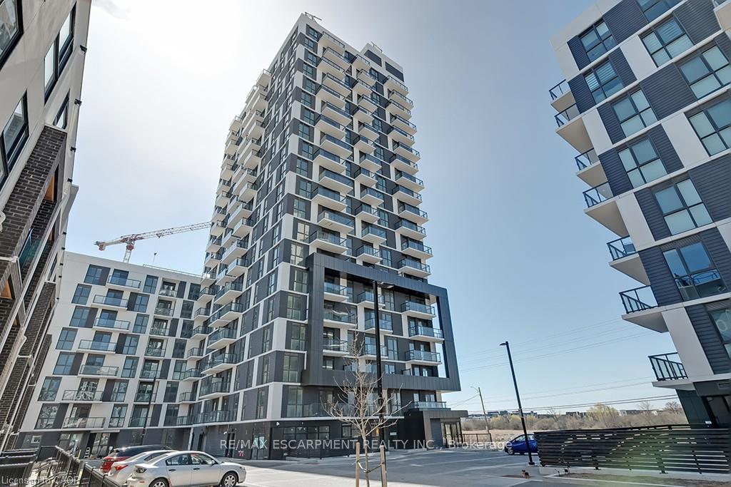 335-wheat-boom-drive-oakville-ontario-w13496366
