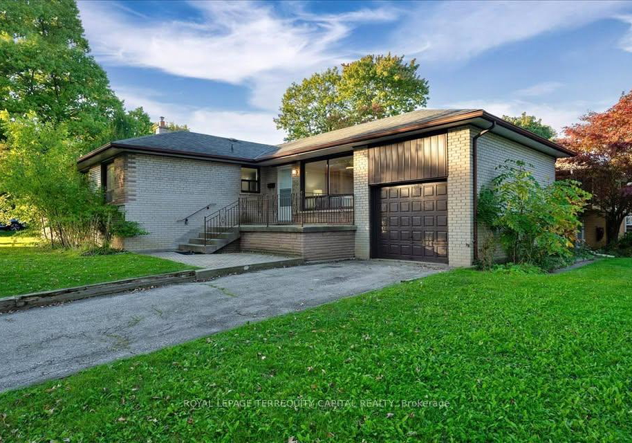 65-glenmanor-drive-oakville-ontario-w13496432