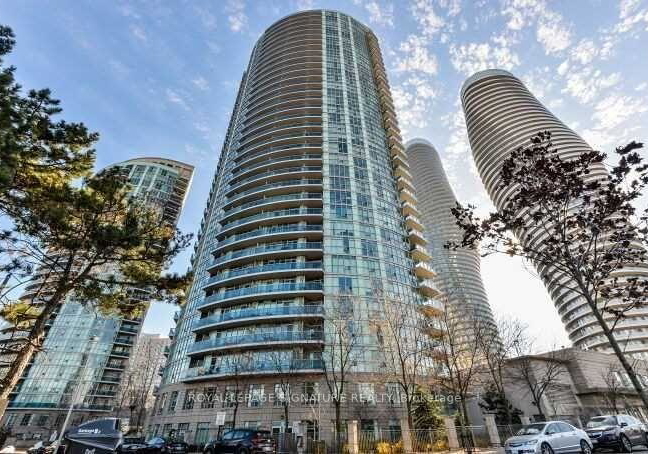 80-absolute-avenue-mississauga-ontario-w13496490