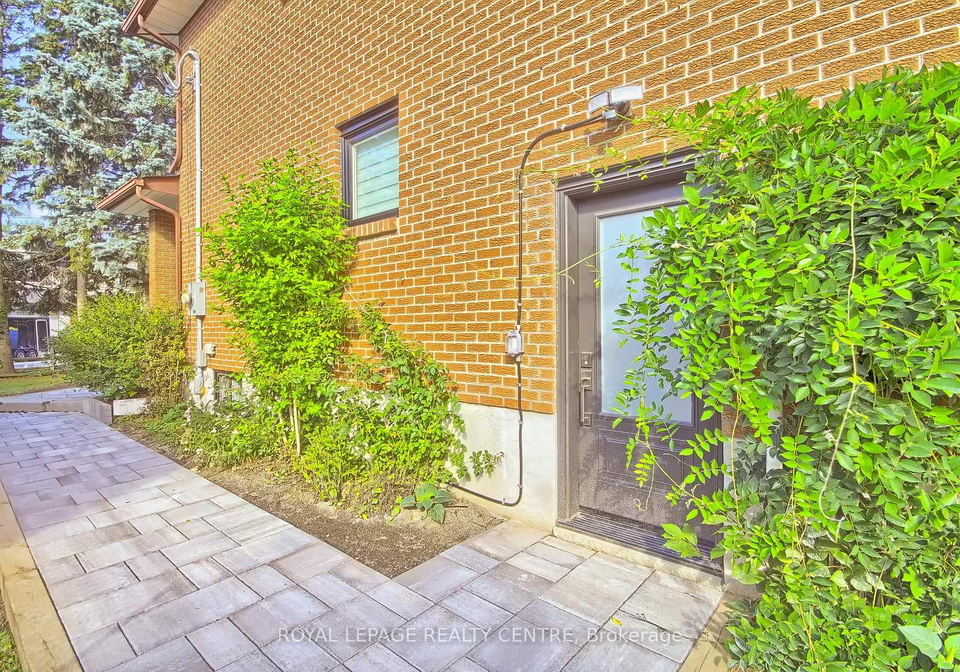 1087-orchard-road-mississauga-ontario-w13496518
