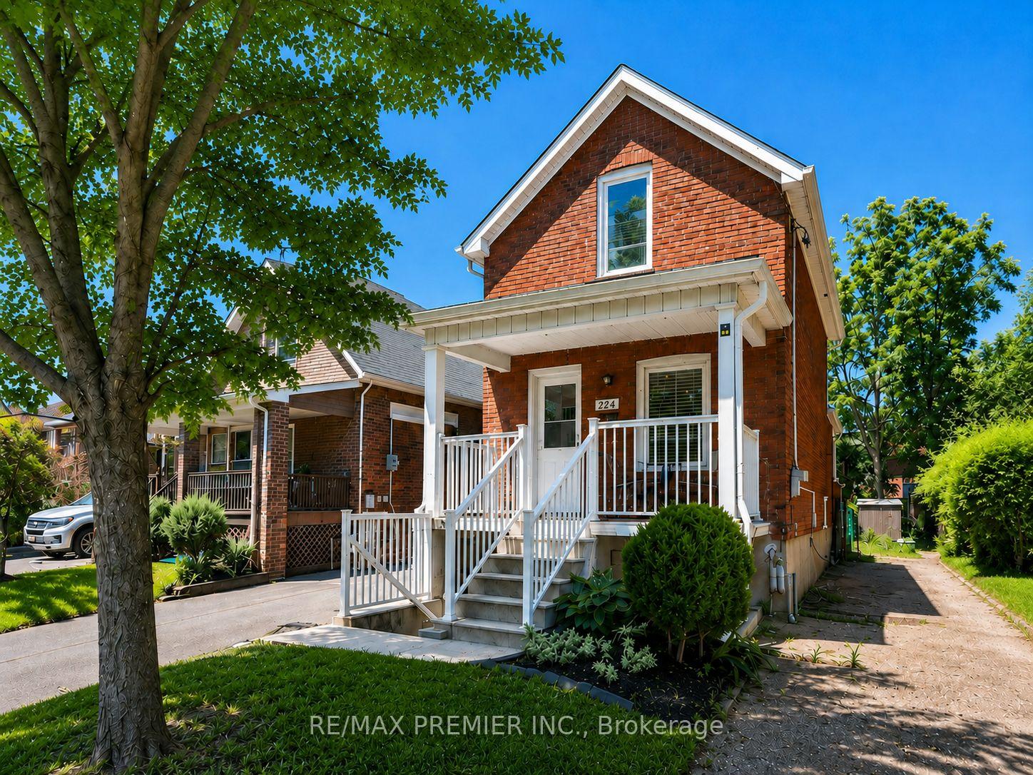 224-john-street-toronto-north-york-ontario-w13496658