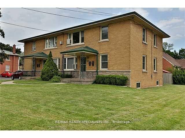 2006-maplewood-drive-burlington-ontario-w13496766