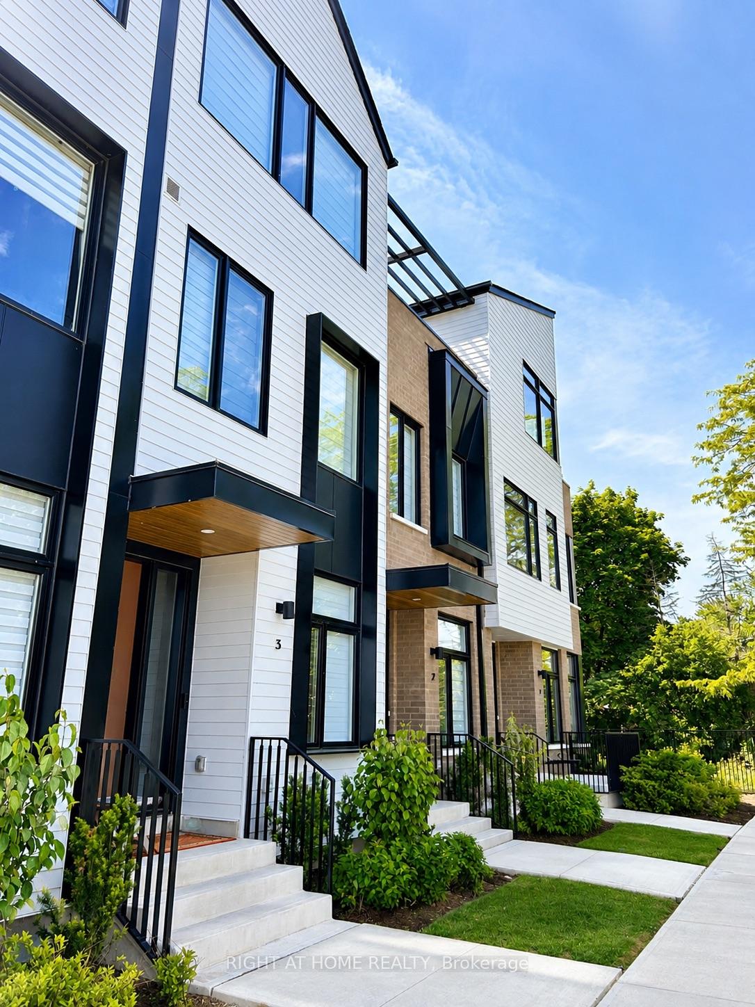 10-lou-parsons-way-mississauga-ontario-w13496958