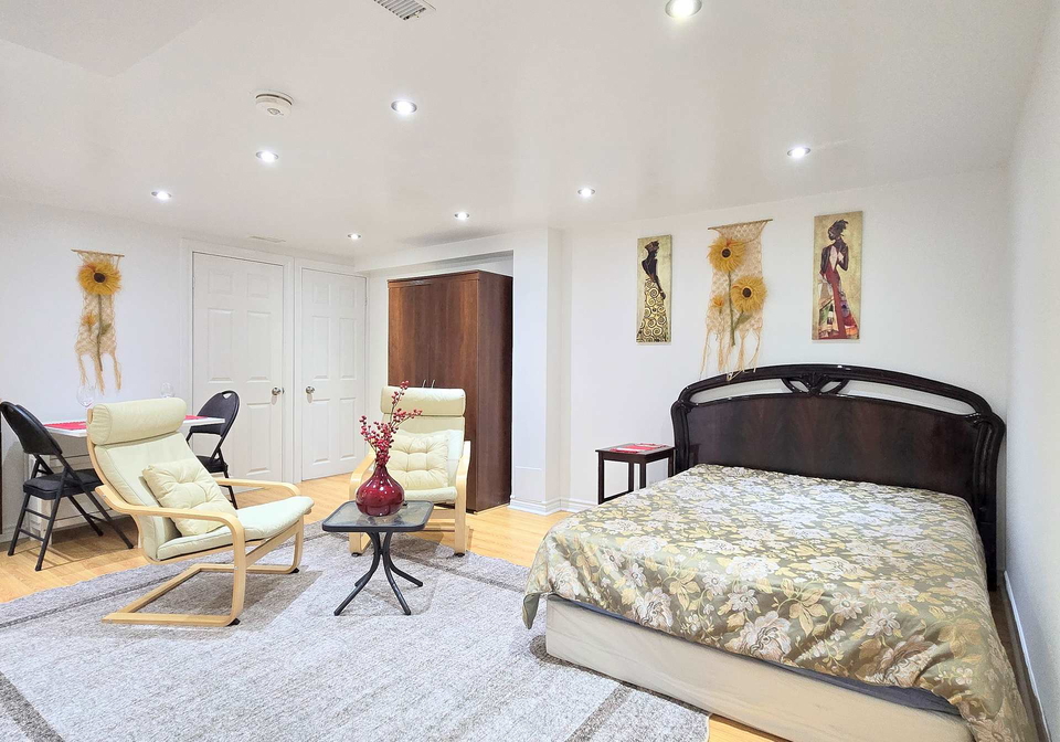 47-mare-crescent-toronto-etobicoke-ontario-w13497516