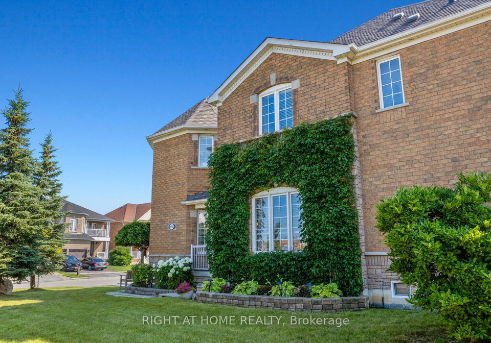 4936-sebastian-drive-mississauga-ontario-w13498018