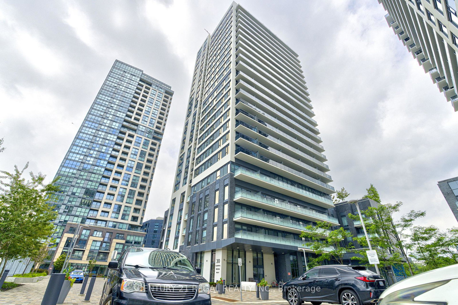 30-samuel-wood-way-toronto-etobicoke-ontario-w13498020