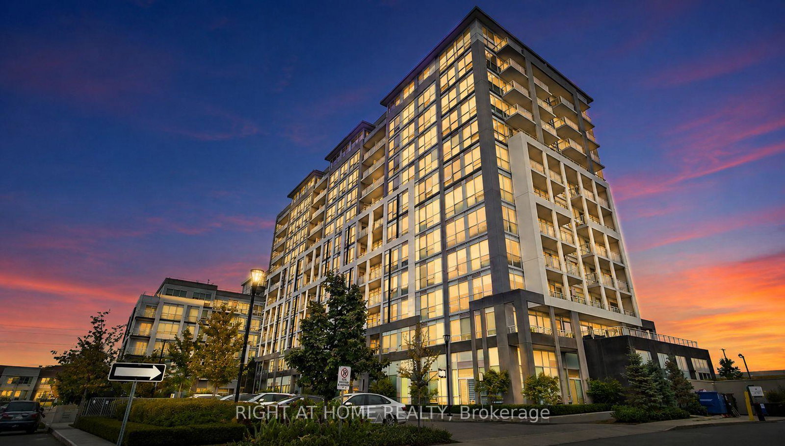 1050-main-street-milton-ontario-w13498046