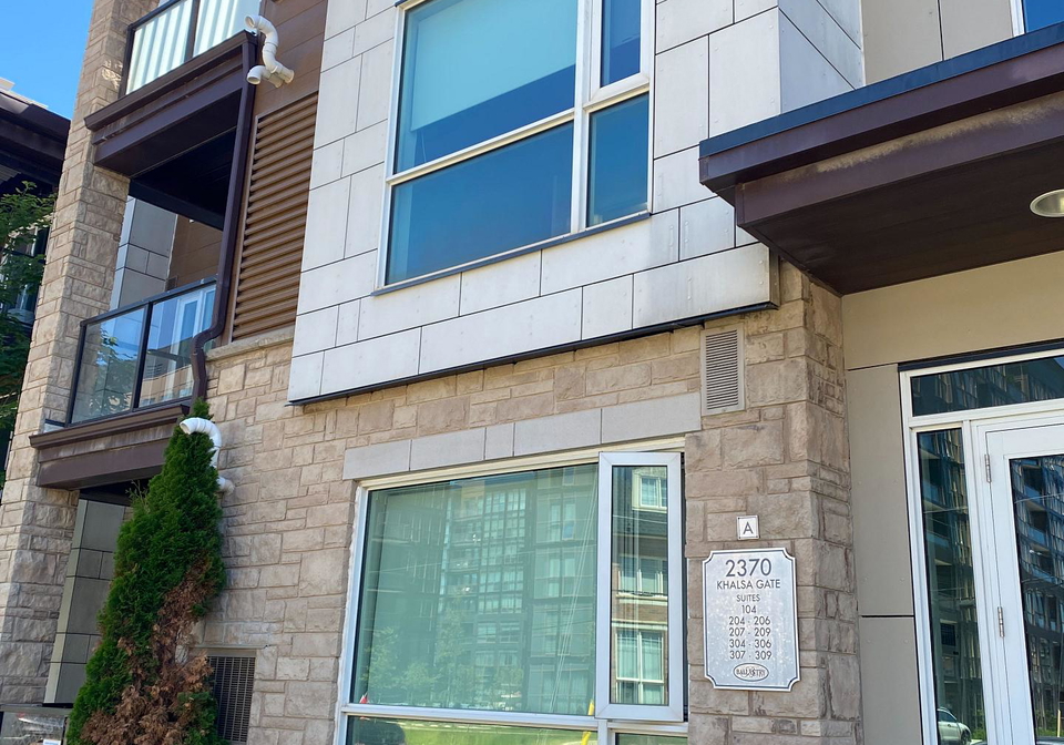 2370-khalsa-gate-oakville-ontario-w13498548