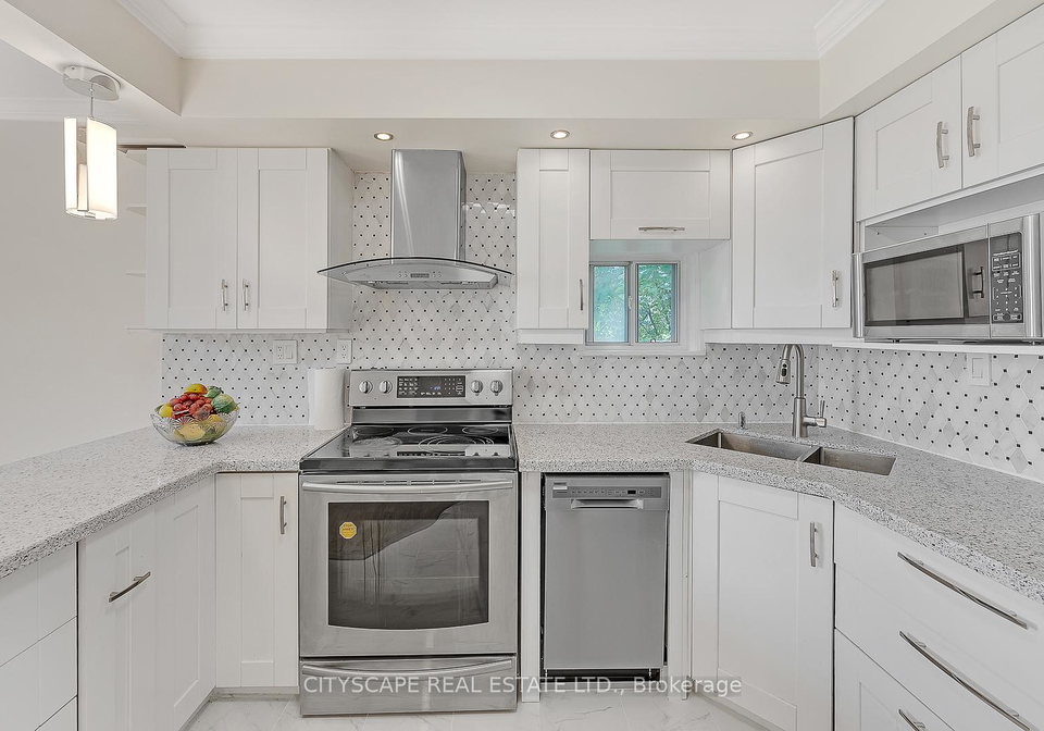 1345-st-james-avenue-mississauga-ontario-w13498662