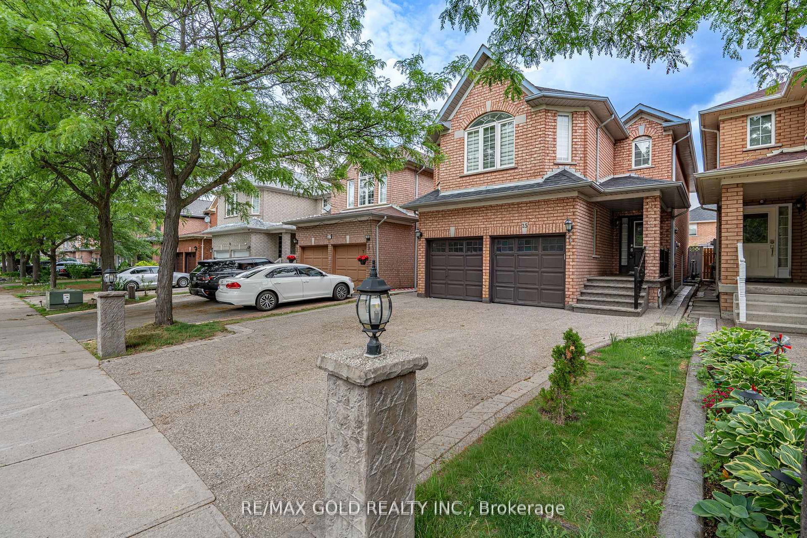 25-golden-eagle-road-brampton-ontario-w13498754