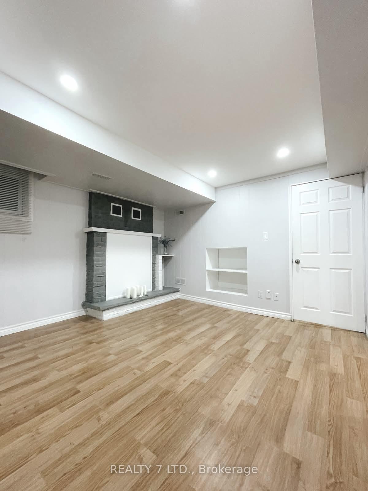 551-hayward-crescent-milton-ontario-w13498798