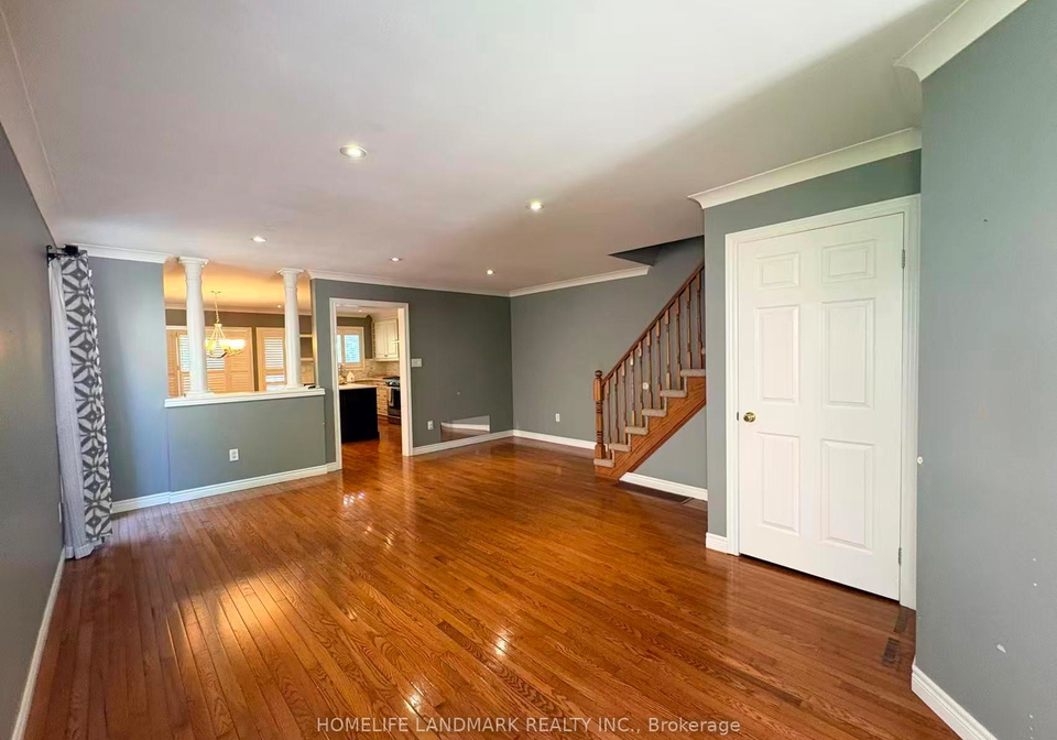 1479-gulledge-trail-oakville-ontario-w13498886