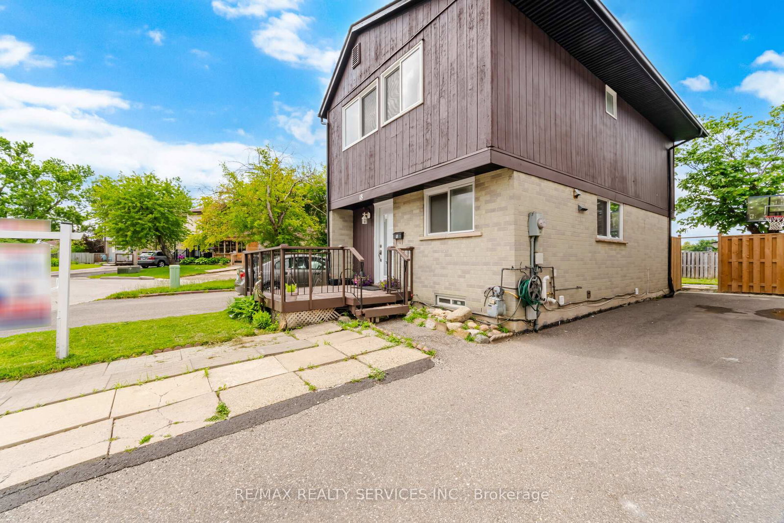 18-gold-pine-court-brampton-ontario-w13498964