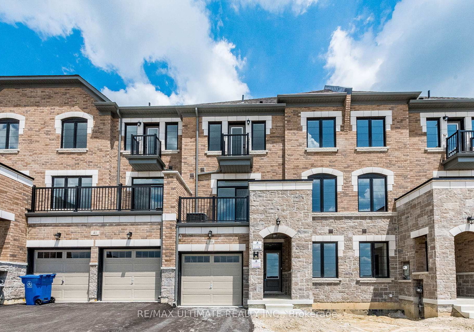 39-sapwood-crescent-brampton-ontario-w13499186