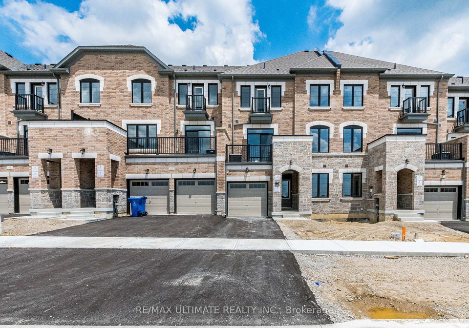 39-sapwood-crescent-brampton-ontario-w13499186