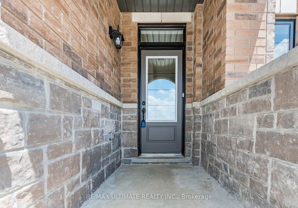 39-sapwood-crescent-brampton-ontario-w13499186
