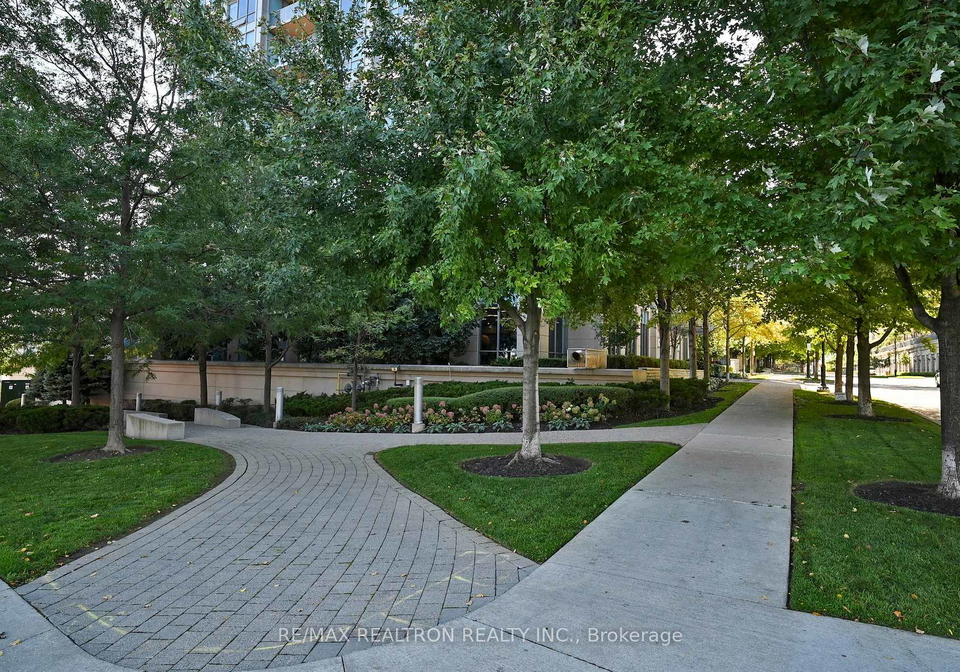 15-viking-lane-toronto-etobicoke-ontario-w13499226
