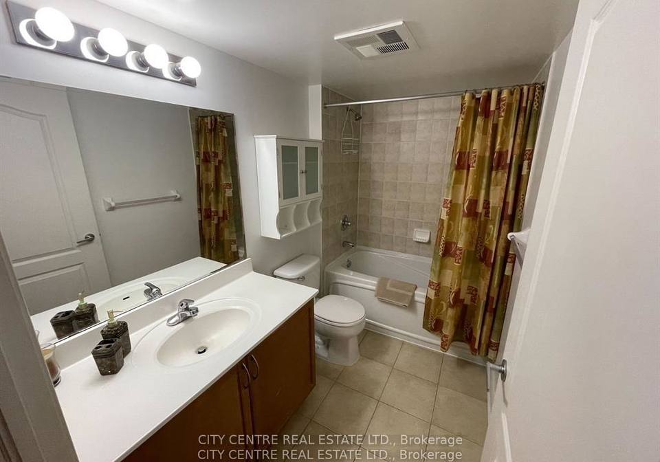 4090-living-arts-drive-mississauga-ontario-w13499340