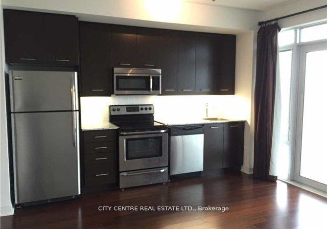 360-square-one-drive-mississauga-ontario-w13499354
