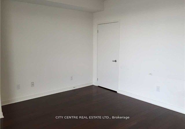 360-square-one-drive-mississauga-ontario-w13499354