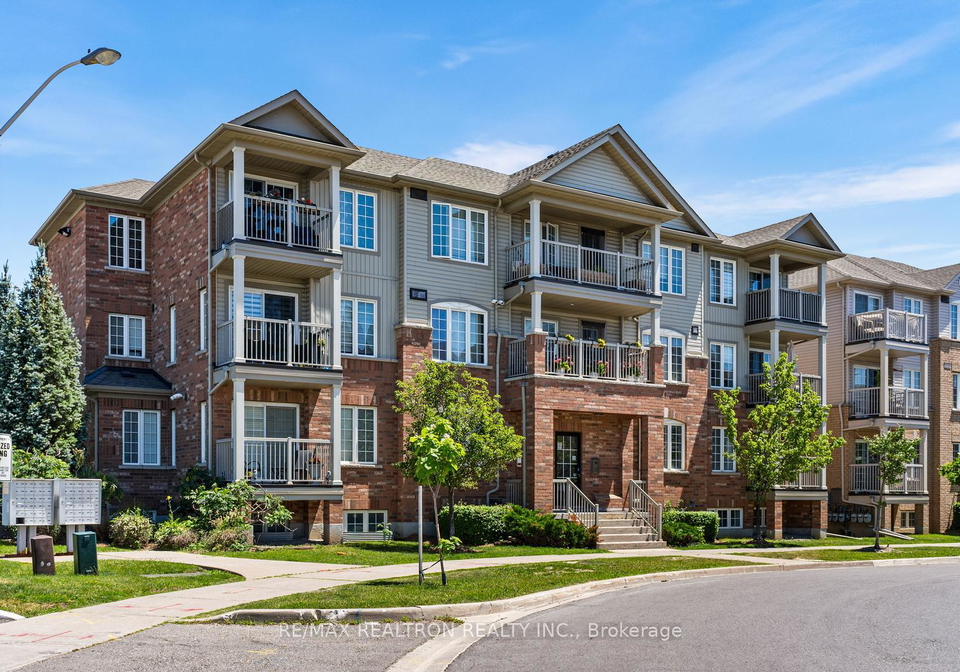 161-isaac-devins-boulevard-toronto-york-ontario-w13499378
