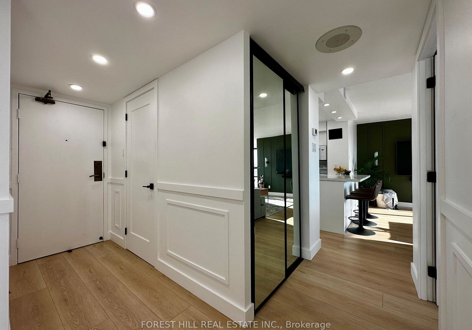 1300-bloor-street-mississauga-ontario-w13499658