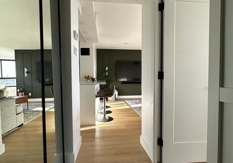 1300-bloor-street-mississauga-ontario-w13499658