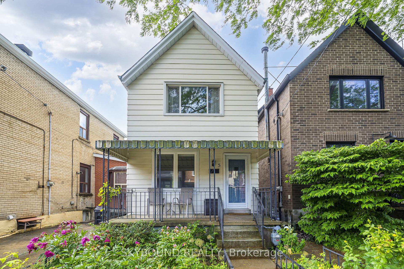 5-manchester-avenue-toronto-toronto-ontario-w13499686