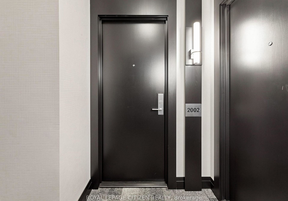 70-absolute-avenue-mississauga-ontario-w13499790