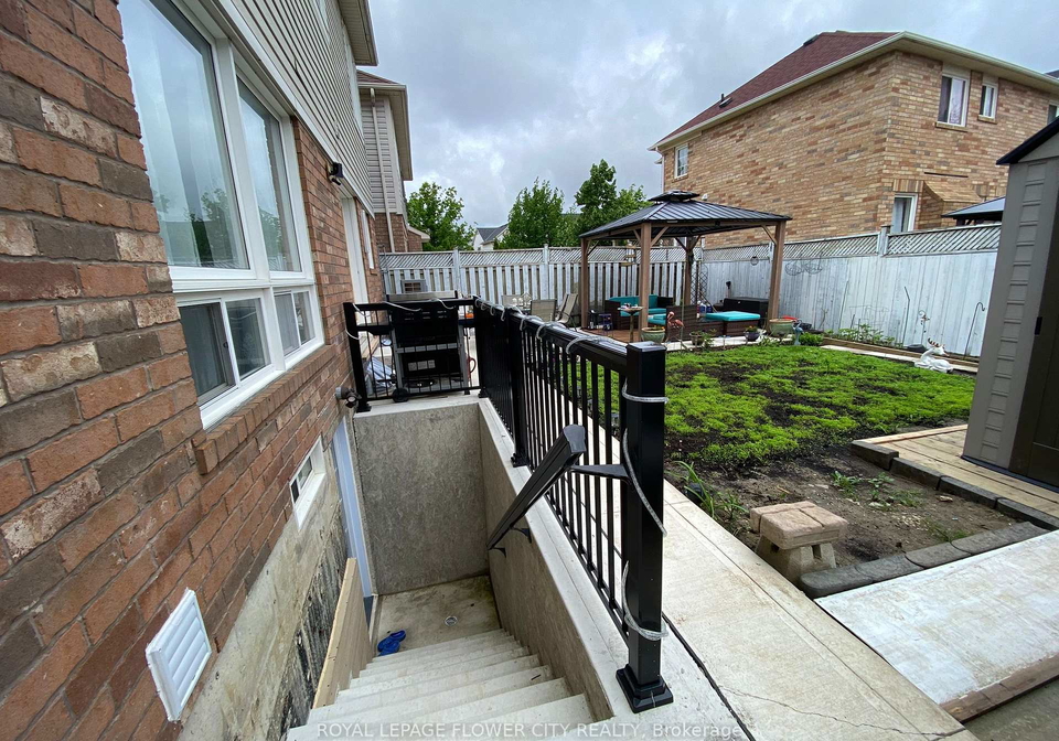 29-marshmarigold-drive-brampton-ontario-w13499844