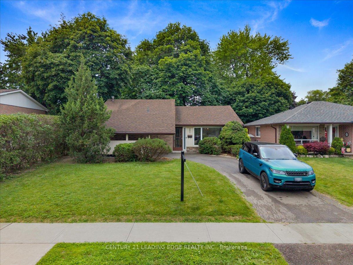 201-mcmurchy-avenue-s-brampton-ontario-w13499932