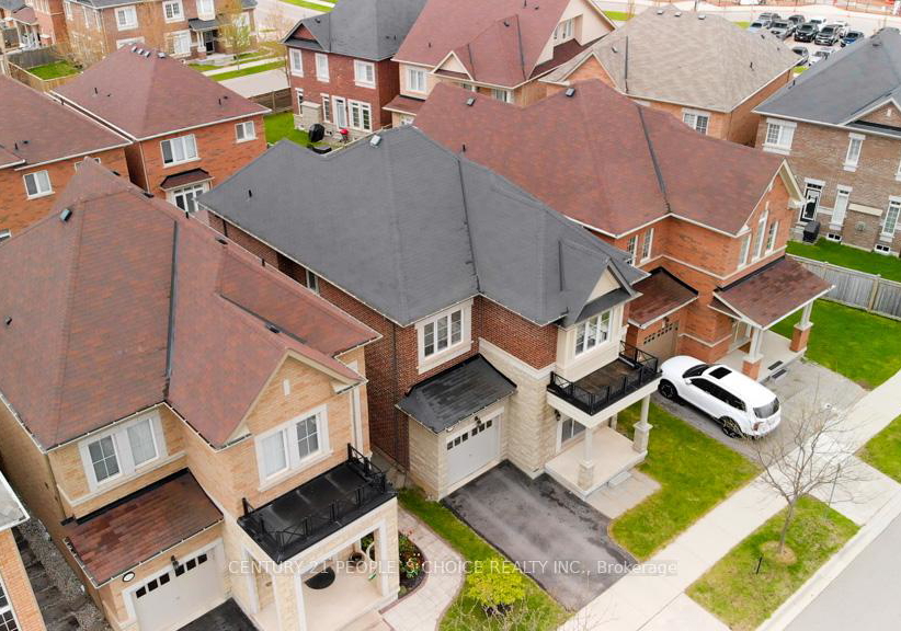 374-begonia-gardens-oakville-ontario-w13499994