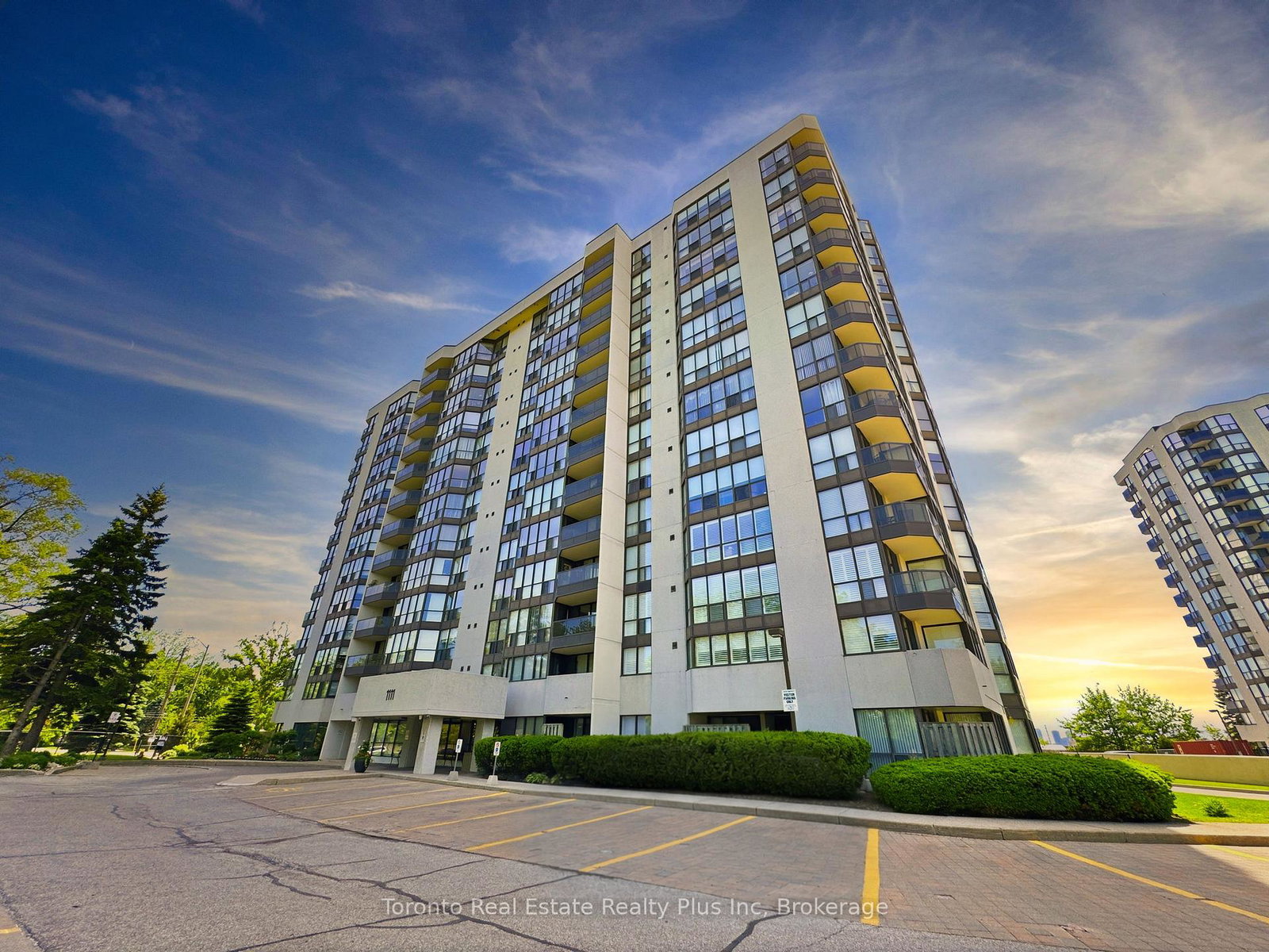 1111-bough-beeches-boulevard-mississauga-ontario-w13500224