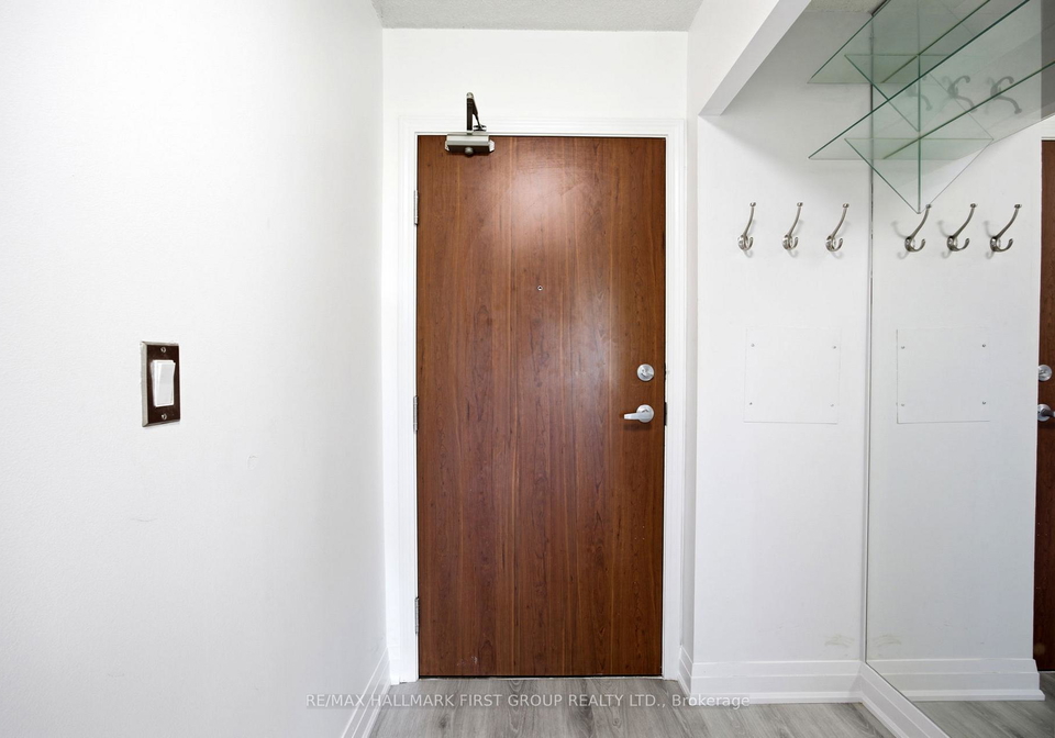 33-elm-drive-w-mississauga-ontario-w13500248