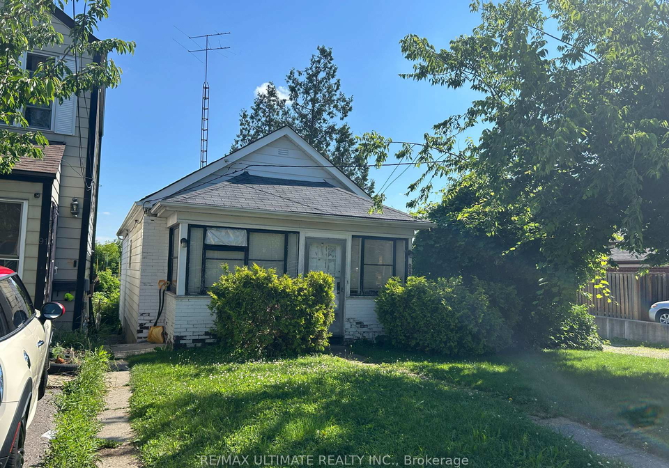 89-brownville-avenue-toronto-north-york-ontario-w13500290