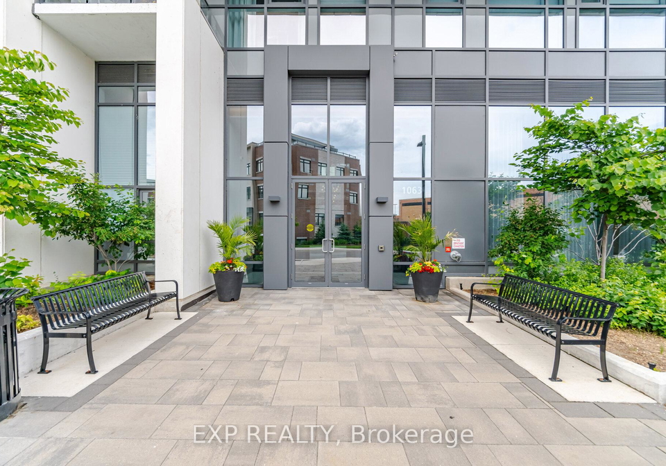 1063-douglas-mccurdy-common-mississauga-ontario-w13500344