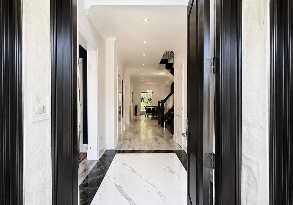 2588-sharon-crescent-mississauga-ontario-w13500476