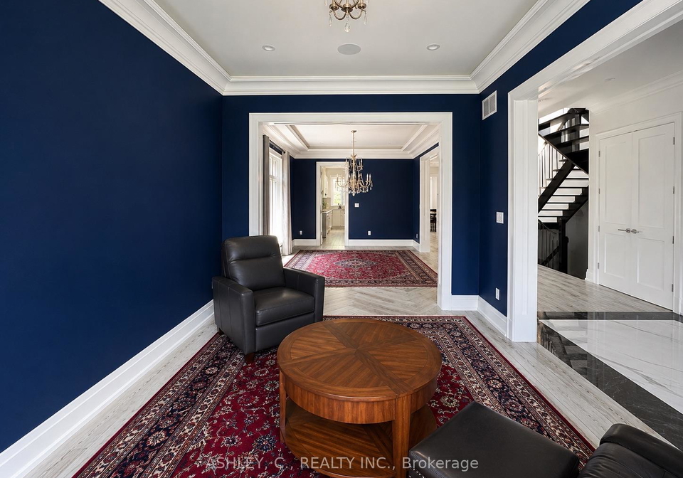 2588-sharon-crescent-mississauga-ontario-w13500476