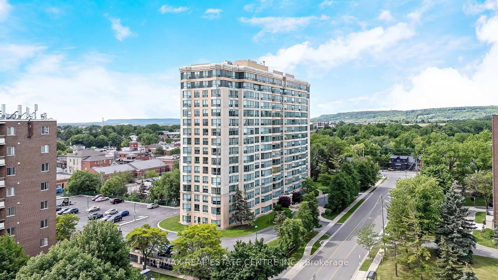 100-millside-drive-milton-ontario-w13500596