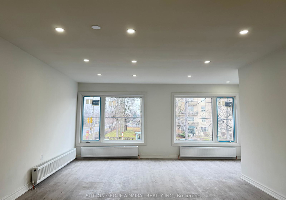 2986a-dufferin-street-toronto-north-york-ontario-w13500884